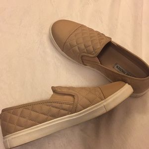 Steve Madden slip on sneakers size 9
